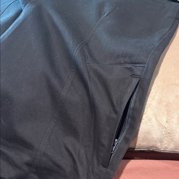 Woolrich women’s dark green Trousers - Picture 7 of 9